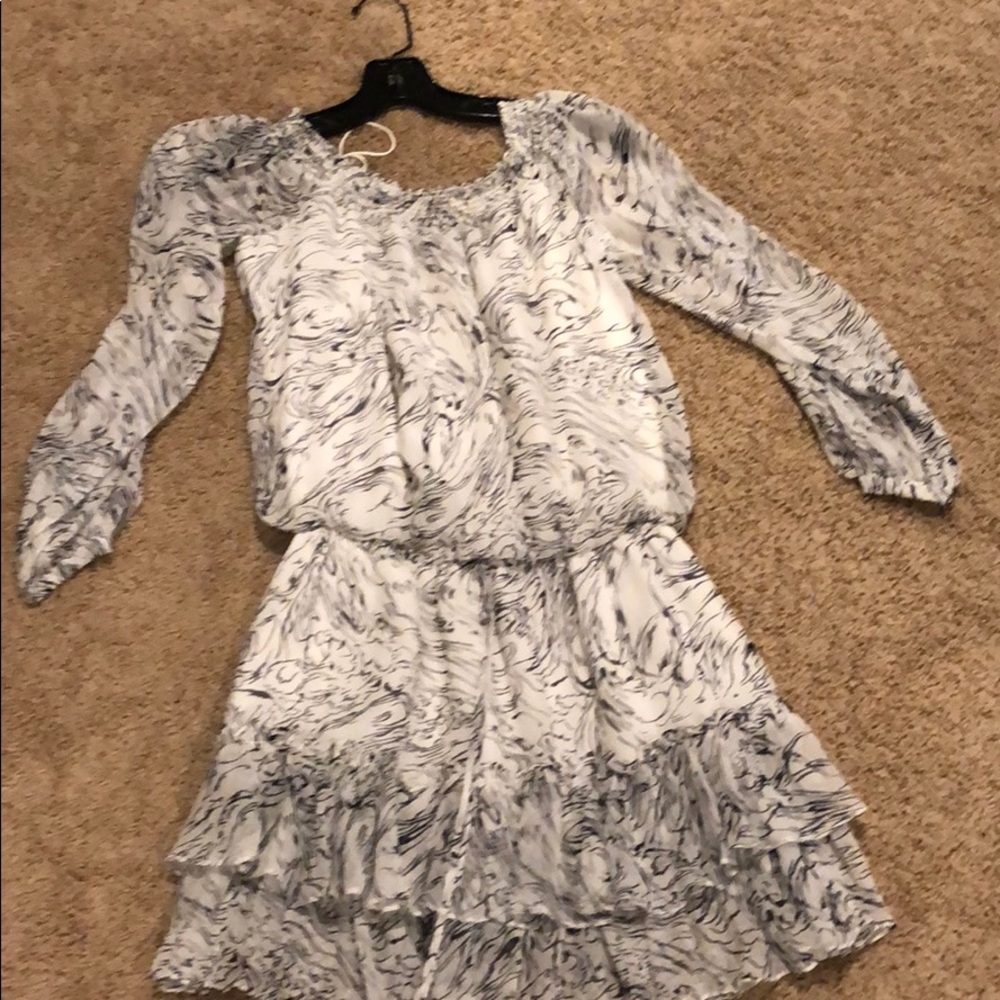 Off shoulder silk dress xs elizabeth and James